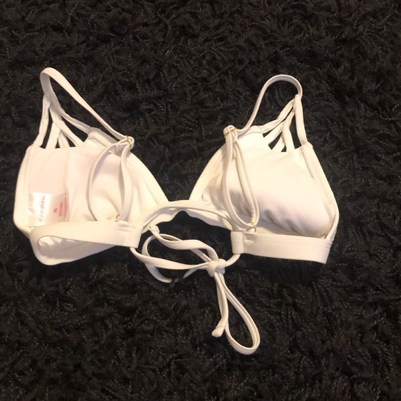 Xhilaration Swimsuit top - Picture 2 of 3